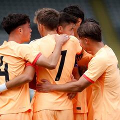 Los ‘Niños’ de Torres disfrutan en la Youth League