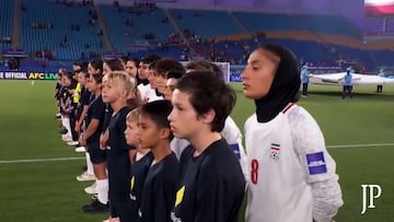 La selección femenina de Irán se niega a cantar el himno nacional en una poderosa protesta