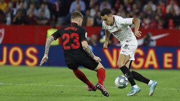 Reguilón encara a Trippier.