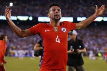 Mauricio Isla finalizó su préstamo en Marsella y debe retornar a Juventus. Aún no se conoce su destino