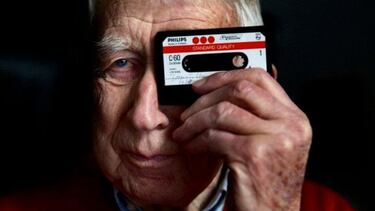 Un homenaje al Cassette, cuyo creador ha fallecido: experimenta el sonido con WebCassette