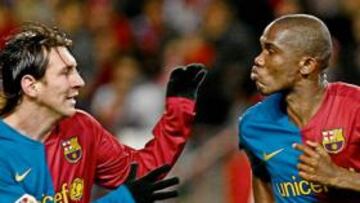 <b>ESTRELLAS. </b>Messi y Etoo volvieron a hacer de la suyas y superaron a la otra pareja del partido compuesta por Kanouté y Luis Fabiano.