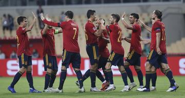 4-0. Ferrán Torres celebró el cuarto gol.