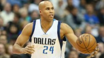 Roban 2 millones de dólares a Richard Jefferson, de Dallas