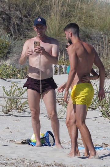 Zidane de vacaciones con su familia en la playa