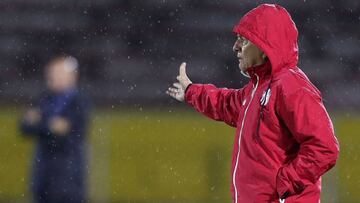 Julio Comesa&ntilde;a, t&eacute;cnico de Junior