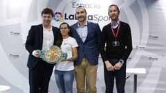 Miguel &Aacute;ngel de Pablos, Joana Pastrana, &Aacute;lvaro Gil-Casares y Pipe G&oacute;mez durante la presentaci&oacute;n del combate de la madrile&ntilde;a.