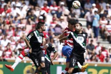 Luso (Córdoba CF), Mainz (Granada CF) y Iñigo López (Córdoba CF)