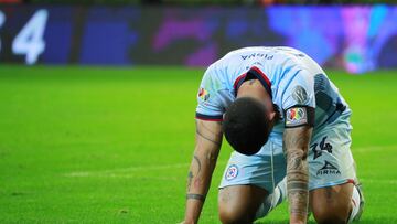 Juan Escobar of Cruz Azul during the game Guadalajara vs Cruz Azul, corresponding to Round 16 of the Torneo Apertura 2023 of the Liga BBVA MX, at Akron Stadium, on November 04, 2023. 
<br><br>
Juan Escobar de Cruz Azul durante el partido Guadalajara vs Cruz Azul, correspondiente a la Jornada 16 del Torneo Apertura 2023 de la Liga BBVA MX, en el Estadio Akron, el 04 de Noviembre de 2023