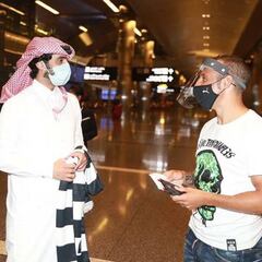 La presentación de Cazorla, marcada por el COVID-19