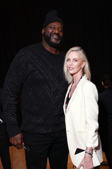 Shaquille O'Neal y Charlize Theron.