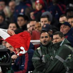 Xhaka desobedece a Emery y se niega a pedir perdón