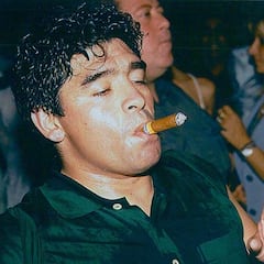 “Maradona pudo morir en los 2000 por excesos de todo tipo...”