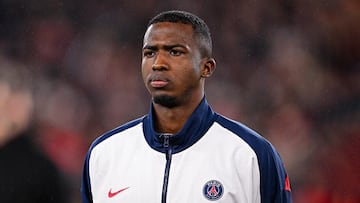 Willian Pacho, en un partido con el París Saint-Germain.