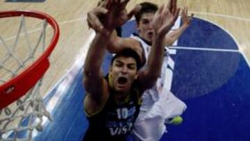 Argentina vence a Alemania gracias a un gran Delfino