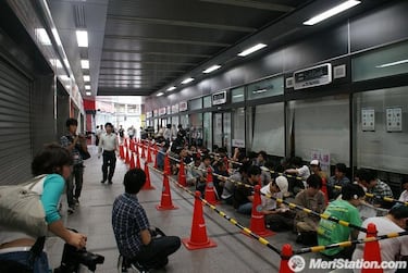 Dragon Quest IX se estrena con colas en las tiendas de Japón