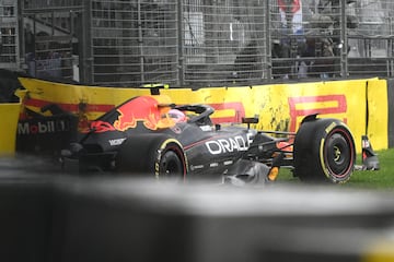 El piloto neozelands de Red Bull termin su primera carrera con Red Bull antes de tiempo.
