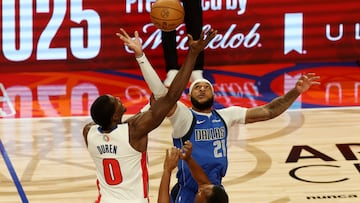 Jalen Duren y Cade Cunningham dieron una cátedra en la Arena Ciudad de México para que Detroit venciera a Dallas.