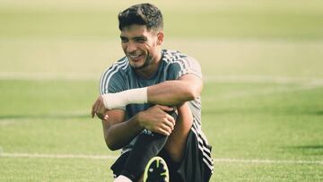 Raúl Jiménez reportó a la pretemporada con los Wolves