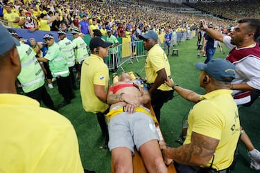 Las lamentables imágenes de la pelea en las gradas de Maracaná