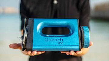 Este gadget portátil transforma el agua de mar en agua dulce