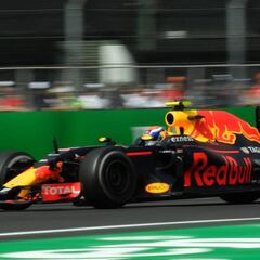 Verstappen: "Doble rasero, yo fui penalizado y Hamilton no"