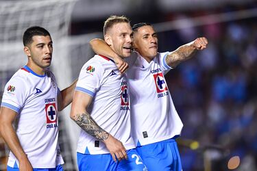 Fortalezas y debilidades de Rayados y Cruz Azul