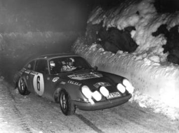 En 1968 participó en el campeonato sueco con un Porsche 911 cedido por la marca con el que logró vencer tanto en el certamen como en el Rally de Suecia.