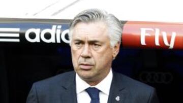 Ancelotti, durante un partido en el Santiago Bernabéu