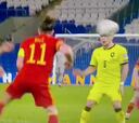La fea acción de Bale que muchos aplauden: codazo a un acusado de racismo
