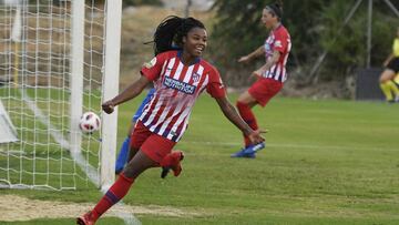 Ludmila celebra un gol.