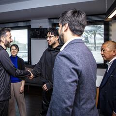 Kiat Lim se presenta en Valencia: reunión con Corona, Corberán y los tres capitanes