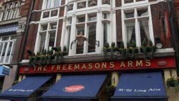 La Freemason Arms.