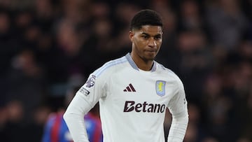 Soccer Football - Premier League - Crystal Palace v Aston Villa - Selhurst Park, London, Britain - February 25, 2025 Aston Villa's Marcus Rashford looks dejected REUTERS/Isabel Infantes EDITORIAL USE ONLY. NO USE WITH UNAUTHORIZED AUDIO, VIDEO, DATA, FIXTURE LISTS, CLUB/LEAGUE LOGOS OR 'LIVE' SERVICES. ONLINE IN-MATCH USE LIMITED TO 120 IMAGES, NO VIDEO EMULATION. NO USE IN BETTING, GAMES OR SINGLE CLUB/LEAGUE/PLAYER PUBLICATIONS. PLEASE CONTACT YOUR ACCOUNT REPRESENTATIVE FOR FURTHER DETAILS..
