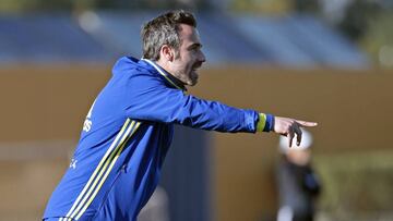 El seleccionador, Jorge Vilda, durante el partido ante Japón en la Copa Algarve.