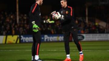 Valdés volvió a vestirse de corto con el Manchester United Sub-21