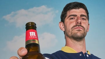 Courtois, portero del Real Madrid, en la campaña de Mahou.