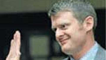 Floyd Landis jura en el juicio.