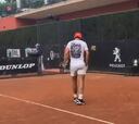 Nadal se entrena en Roma... acompañado de su tío Toni