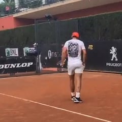 Nadal se entrena en Roma... acompañado de su tío Toni