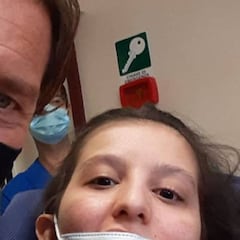 Totti cumple el sueño de la joven de la Lazio que despertó del coma con un mensaje suyo