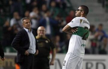 1-0. Jonathas celebró el primer tanto.