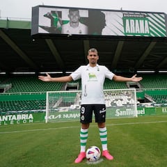 “No soy un 9 que pueda bajar una lavadora, pero soy bastante rápido”