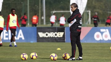 Natxo regresa al banquillo tras su sanción