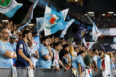 Aficionados del Celta en el estadio de Balaídos.