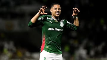 Vitor Roque no tiene freno