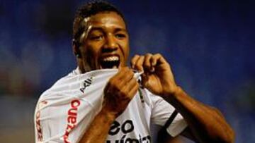 El Corinthians vence a domicilio al Fluminense y alcanza el liderato