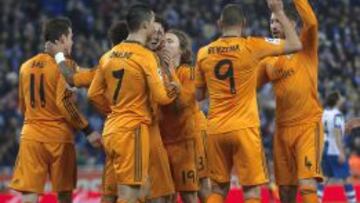 Benzema y Casillas ponen al Madrid camino de semifinales