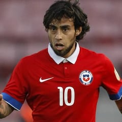 Valdivia y la Roja: "Trabajaré para estar bien cuando me llamen"