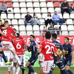 Real Murcia y UCAM CF se quieren colar en la pelea por el ascenso